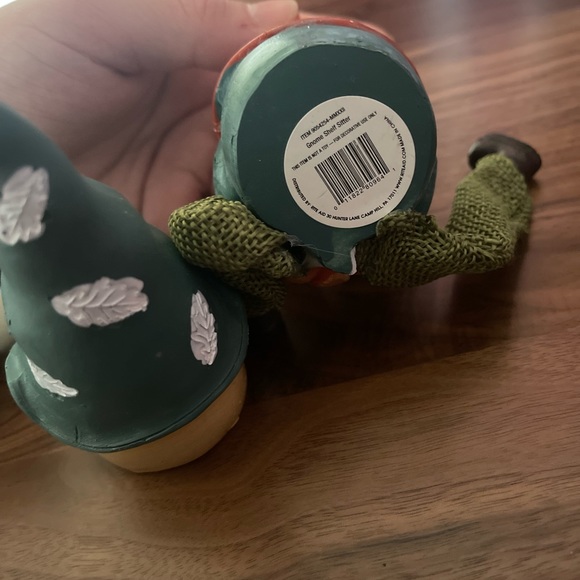 2 for one little gnome shelf sitters :) - Picture 4 of 4